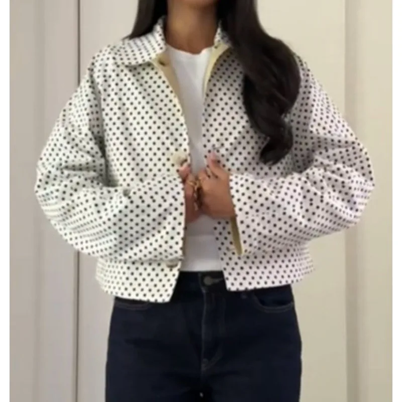 Женская одежда на весну и осень 2025 года, темпераментная двусторонняя короткая куртка с лацканами в горошек, куртка
Женская одежда на весну и осень 2025 года, темпераментная двусторонняя короткая куртка с лацканами в горошек, куртка