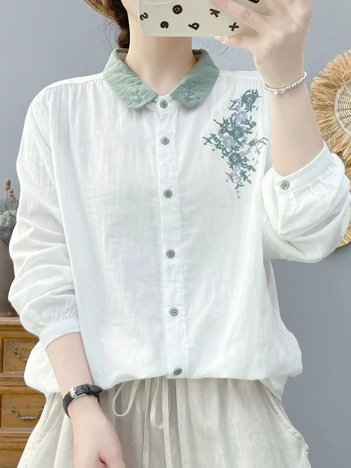 Women's Long Sleeve Cotton Shirt Embroidered Collar Double Layer Soft Breathable Pure Cotton Top Artistic Style Autumn Wear
Women's Long Sleeve Cotton Shirt Embroidered Collar Double Layer Soft Breathable Pure Cotton Top Artistic Style Autumn Wear