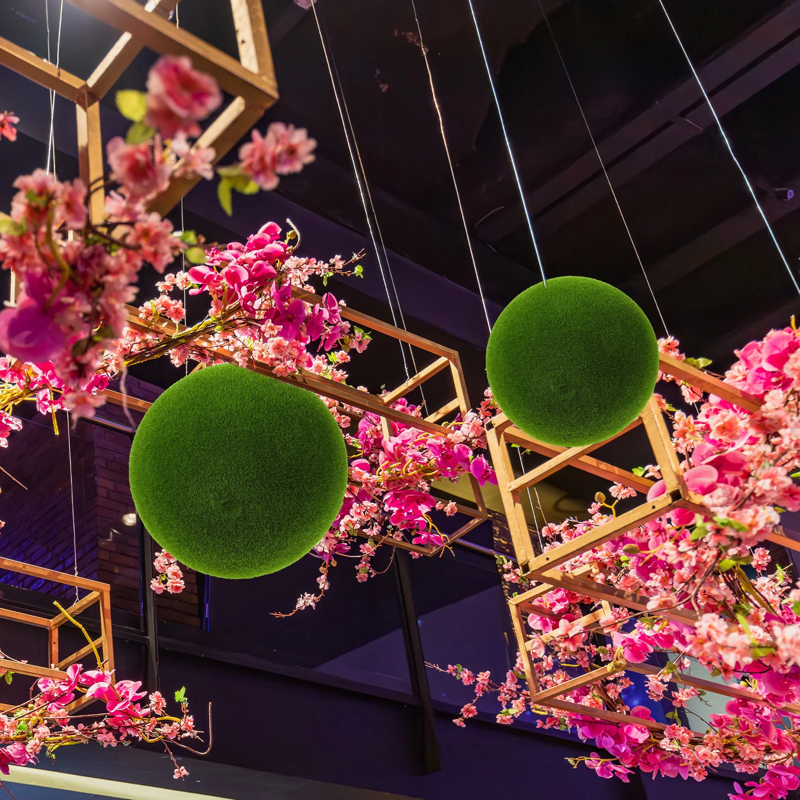 Simulated balls Artificial Green Decorative Foam Craft Plants Indoor Outdoor Wall Hanging Garden Party Wedding
Simulated balls Artificial Green Decorative Foam Craft Plants Indoor Outdoor Wall Hanging Garden Party Wedding