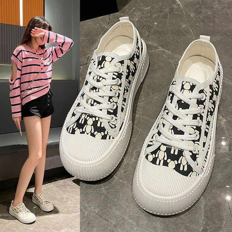 Summer new increase thick sole cookie shoes fashion casual women's shoes small fragrant wind board shoes
Summer new increase thick sole cookie shoes fashion casual women's shoes small fragrant wind board shoes