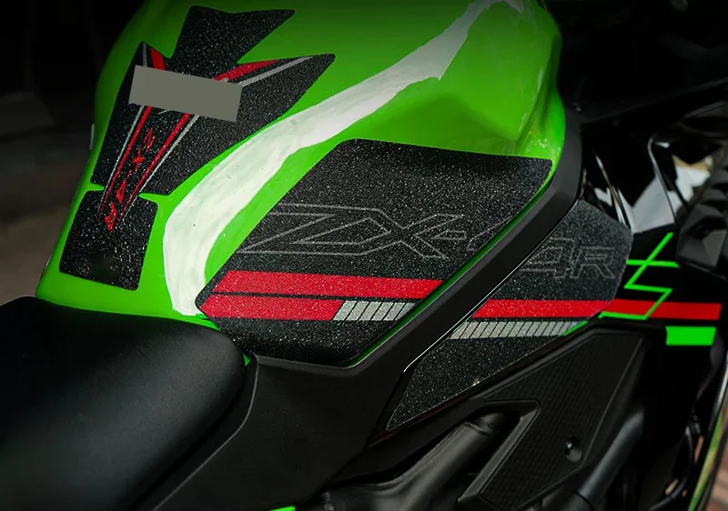 FOR ZX4R ZX4RR Motorcycle Protector Anti slip Tank Pad tank Side Traction Sticker
FOR ZX4R ZX4RR Motorcycle Protector Anti slip Tank Pad tank Side Traction Sticker
