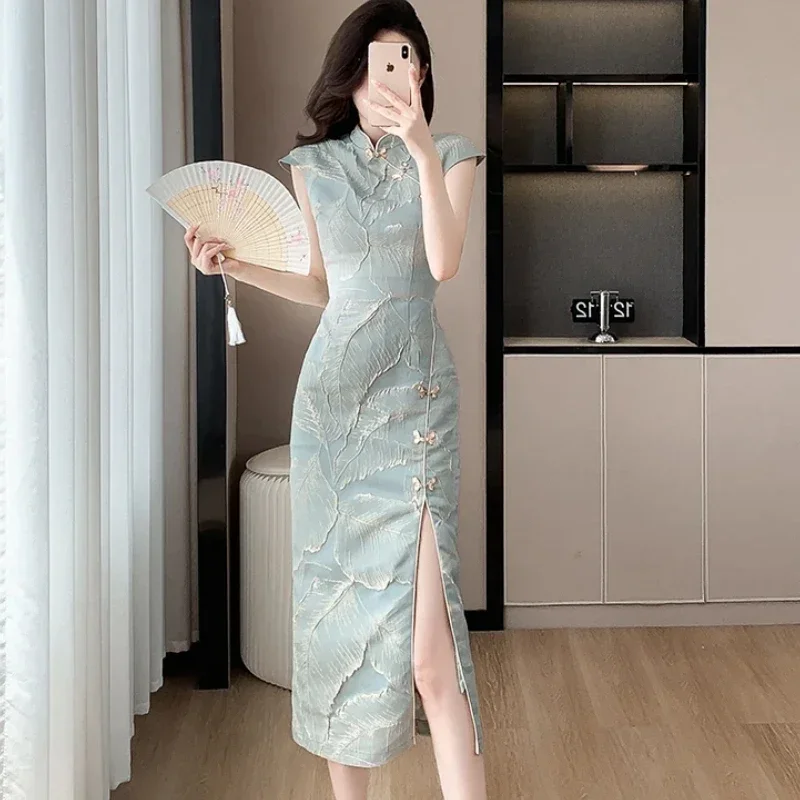High Quality Summer Modern Improved Chinese Style Short Qipao Dress Fashion Medium and Long Cheongsam Party Dresses Girls
High Quality Summer Modern Improved Chinese Style Short Qipao Dress Fashion Medium and Long Cheongsam Party Dresses Girls