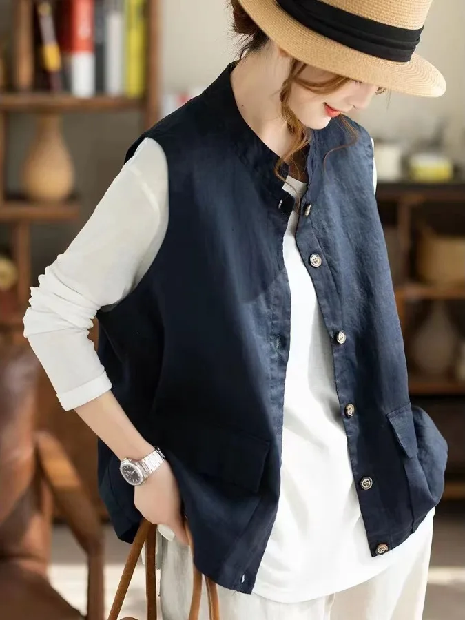 Retro Cotton Linen Short Sleeveless Jacket Women's Loose Fit Stand Collar Vest Outerwear Summer Fashionable Workwear Style
Retro Cotton Linen Short Sleeveless Jacket Women's Loose Fit Stand Collar Vest Outerwear Summer Fashionable Workwear Style