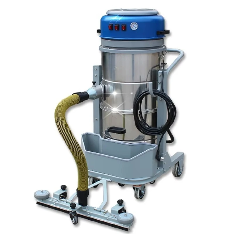 High-Capacity AT3600 Industrial Vacuum with 3600W Motor, Ergonomic Design and Double Filtration
High-Capacity AT3600 Industrial Vacuum with 3600W Motor, Ergonomic Design and Double Filtration