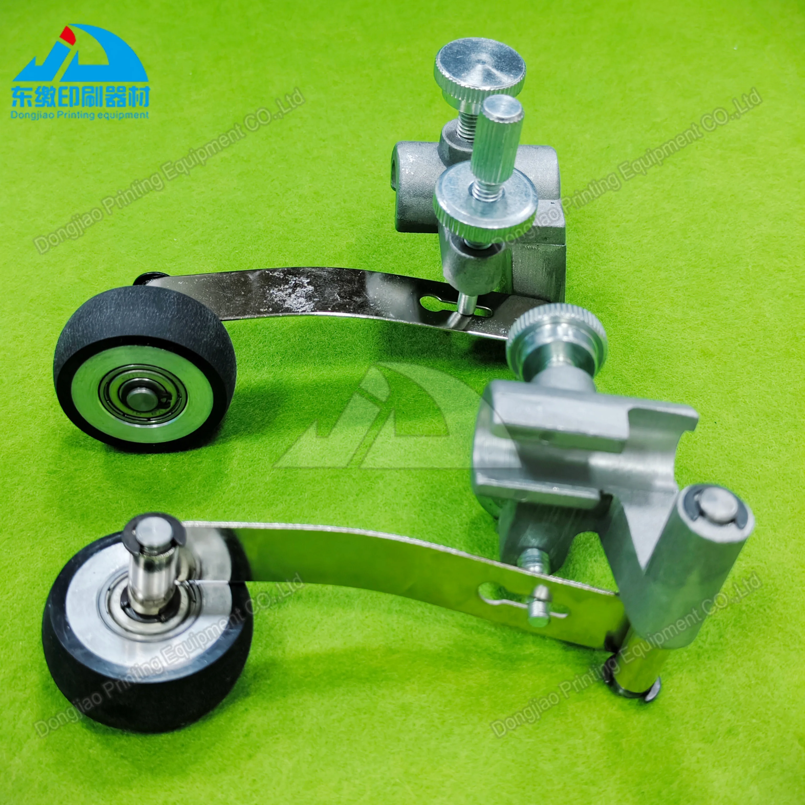 1 Pair Rubber Wheel Assembly for Komori L40 LS40 G37 A37 Printing Machinery Spare Parts Paper Pressing Wheel Hole 12mm
1 Pair Rubber Wheel Assembly for Komori L40 LS40 G37 A37 Printing Machinery Spare Parts Paper Pressing Wheel Hole 12mm