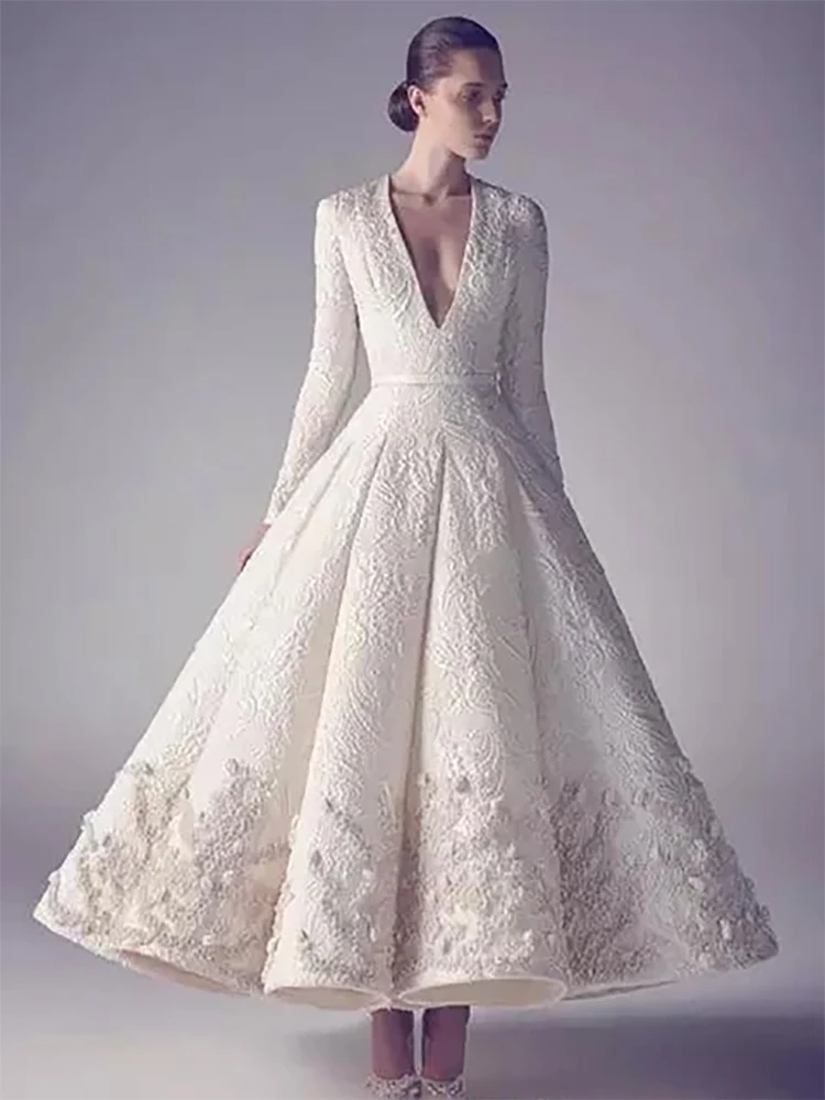 N34 ivory V-neck full-sleeves natural A-line ankle-length lace Evening dresses long Celebrity gowns zipper-up
N34 ivory V-neck full-sleeves natural A-line ankle-length lace Evening dresses long Celebrity gowns zipper-up