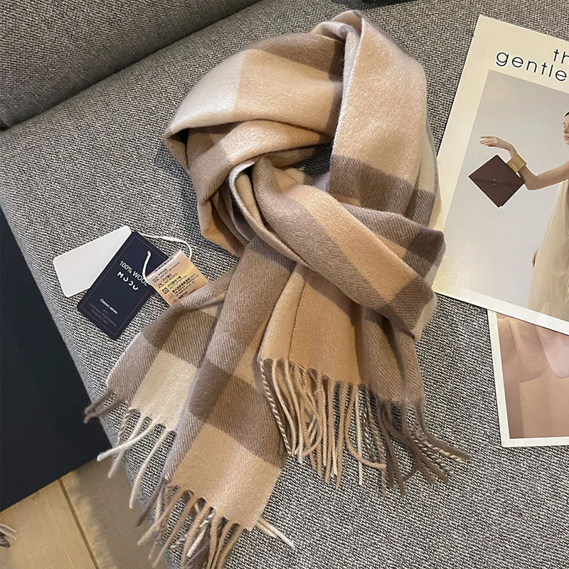 Autumn and Winter Wool 100% Pure Wool Scarf Classic Scarf Women's and Men's Universal Couple Warm Scarf
Autumn and Winter Wool 100% Pure Wool Scarf Classic Scarf Women's and Men's Universal Couple Warm Scarf