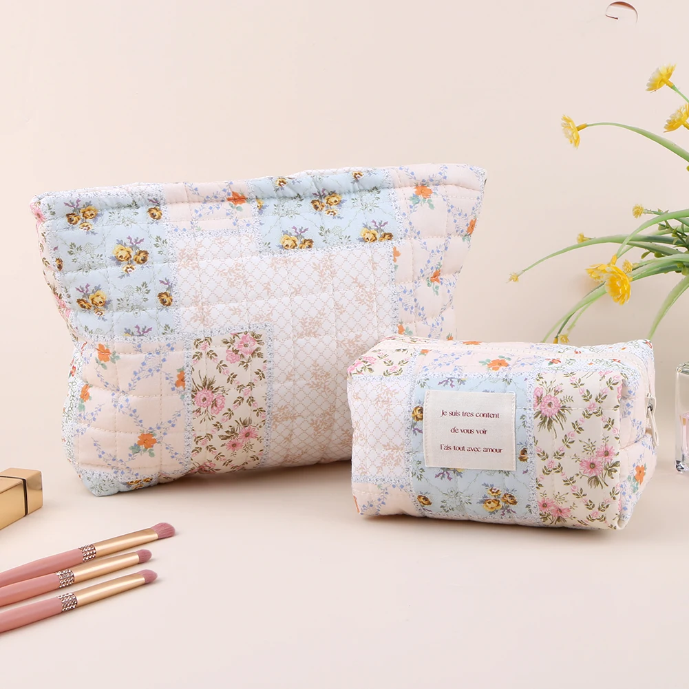2Pcs Quilted Makeup Bag Travel Toiletry Bag Cute Skincare Holder Bag Soft Aesthetic Zipper Pouch Padded for Women Girls
2Pcs Quilted Makeup Bag Travel Toiletry Bag Cute Skincare Holder Bag Soft Aesthetic Zipper Pouch Padded for Women Girls