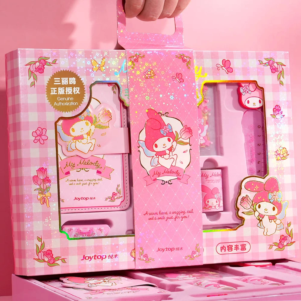 Подлинная канцелярская подарочная коробка Sanrio Kuromi Melody, милый мультяшный студенческий блокнот, линейка, наклейка, обучающий набор, школьный приз, подарок для девочки
Подлинная канцелярская подарочная коробка Sanrio Kuromi Melody, милый мультяшный студенческий блокнот, линейка, наклейка, обучающий набор, школьный приз, подарок для девочки