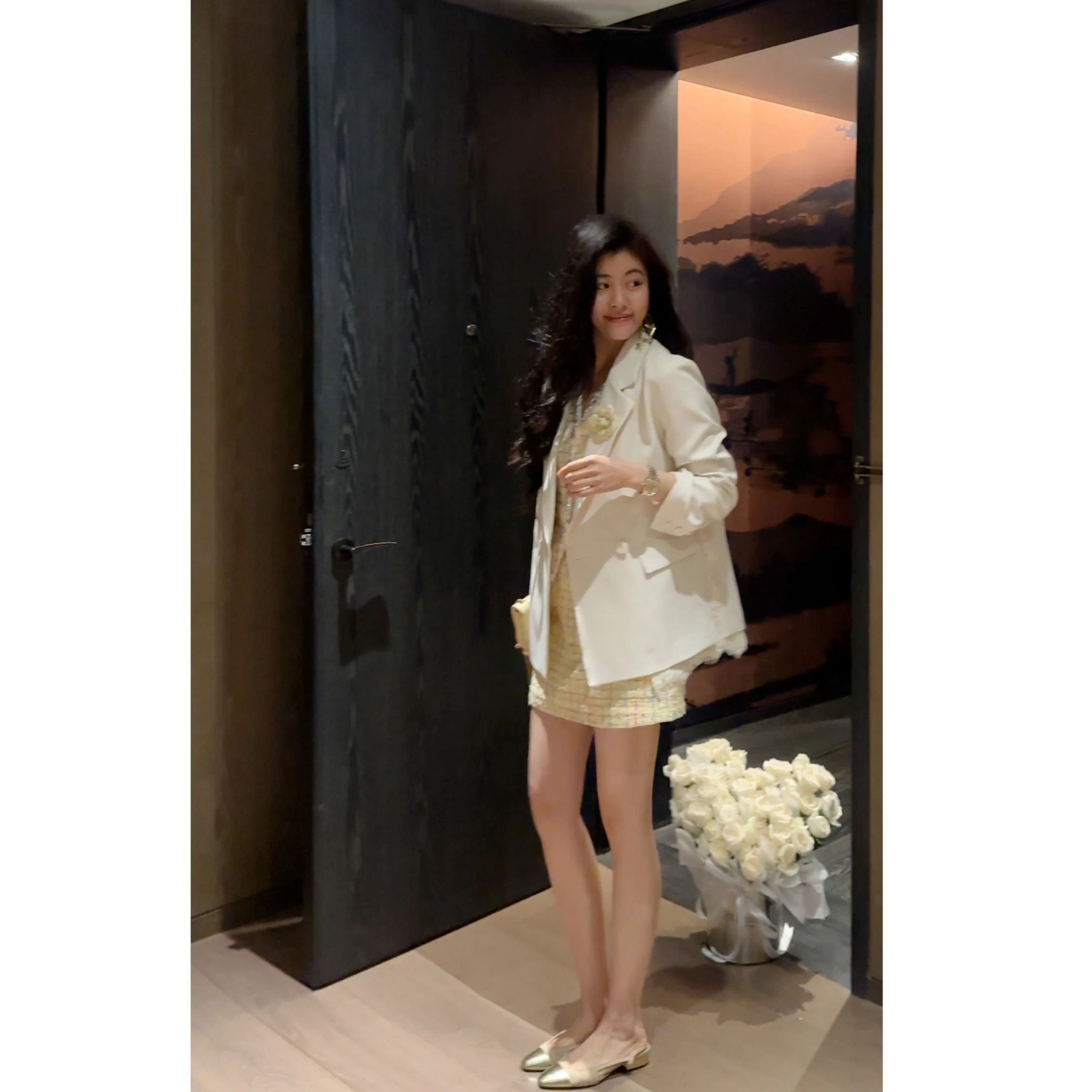 NCOU Nicole 2025 Осенняя Новая Модная Свободная Рубашка с Длинным Рукавом, Универсальная Рабочая Одежда с Отложным Воротником
NCOU Nicole 2025 Осенняя Новая Модная Свободная Рубашка с Длинным Рукавом, Универсальная Рабочая Одежда с Отложным Воротником