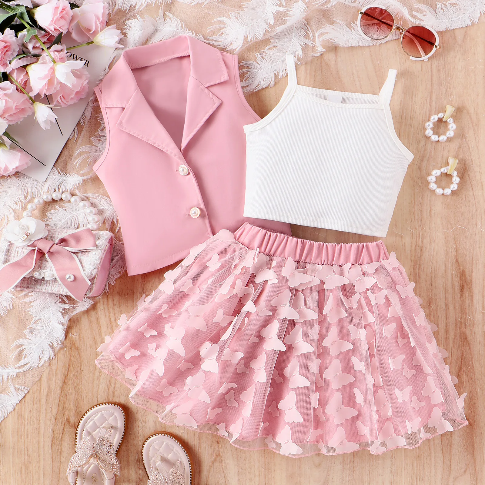 2024 New Summer Girls Clothes Sets Sleeveless Lapel Vest Suit Jacket + Crop Tops + Butterfly Pleated Skirt Kids Casual Clothing
2024 New Summer Girls Clothes Sets Sleeveless Lapel Vest Suit Jacket + Crop Tops + Butterfly Pleated Skirt Kids Casual Clothing