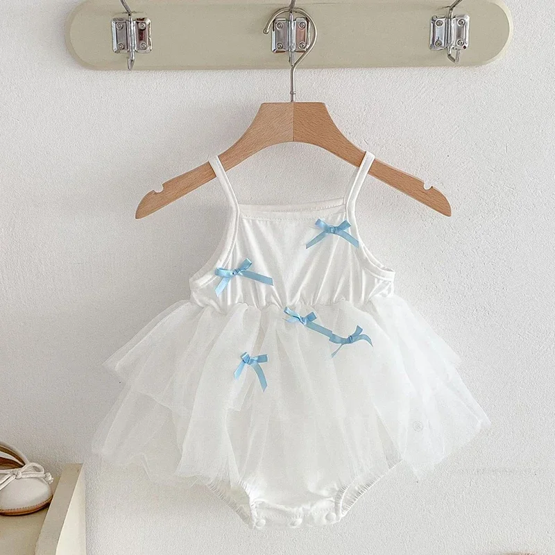 2025 New Summer Toddler Baby Girls Jumpsuit Sleeveless Cotton Mesh Splicing Newborn Baby Girls Romper 0-24M Baby Girls Clothing
2025 New Summer Toddler Baby Girls Jumpsuit Sleeveless Cotton Mesh Splicing Newborn Baby Girls Romper 0-24M Baby Girls Clothing