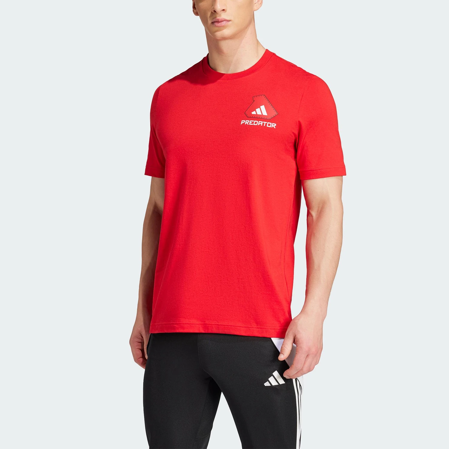 Мужская модная повседневная футболка с коротким рукавом и круглым вырезом Adidas Originals JD8218
Мужская модная повседневная футболка с коротким рукавом и круглым вырезом Adidas Originals JD8218