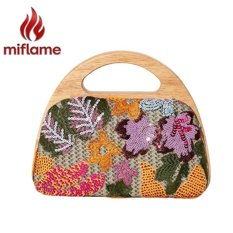 Women's Evening Crossbody Bag Wooden Handle Woven Straw Mesh Patchwork Embroidery Handmade Chain for Party Wedding Formal
Women's Evening Crossbody Bag Wooden Handle Woven Straw Mesh Patchwork Embroidery Handmade Chain for Party Wedding Formal