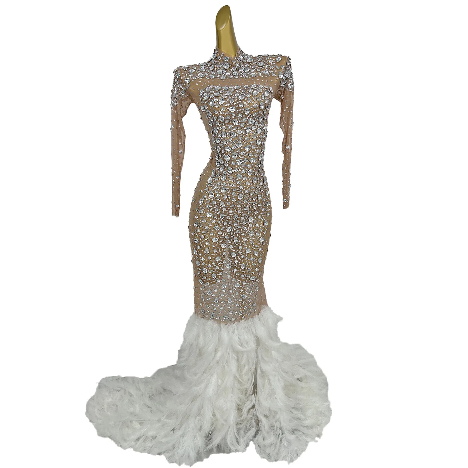 Luxurious Silver Crystal Mesh Long Feather Dress for Ladies' Birthday Celebration Party Ball Dress Singer Stage Dress hundred cx
Luxurious Silver Crystal Mesh Long Feather Dress for Ladies' Birthday Celebration Party Ball Dress Singer Stage Dress hundred cx