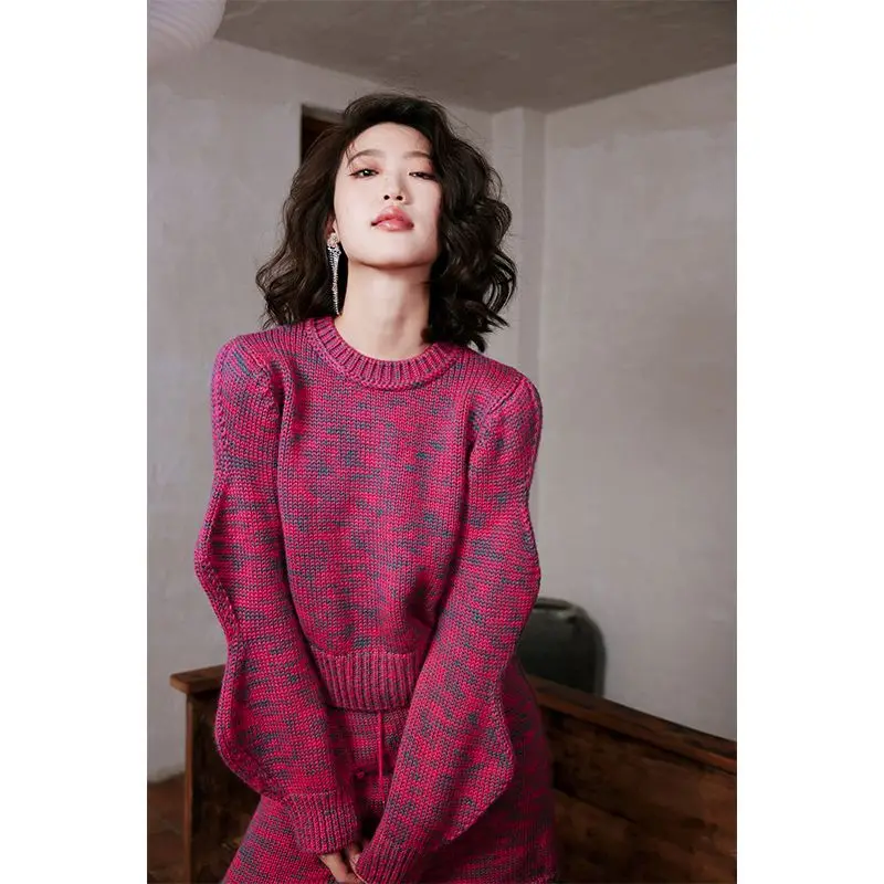 Solid Color Long Sleeved Sweater Knitted Sweater New Slimming Top+High-End Fashion Half Skirt Two-Piece Set For Women
Solid Color Long Sleeved Sweater Knitted Sweater New Slimming Top+High-End Fashion Half Skirt Two-Piece Set For Women