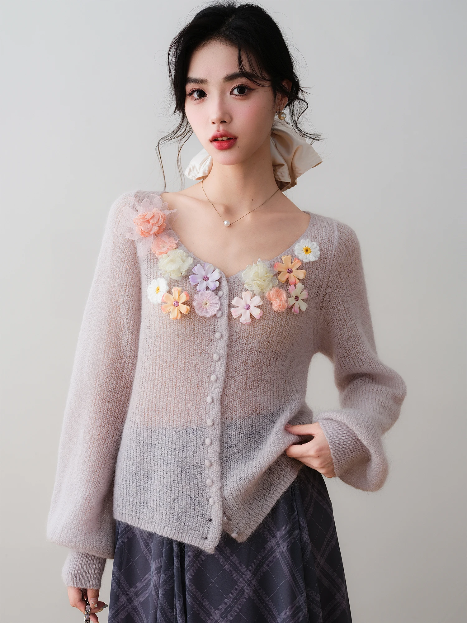 Ronron French Sle Knitted Cardigan Wool Blend Long Sve V-Ne Plant Floral Decoration Soft Gentle Women's Autumn New Design
Ronron French Sle Knitted Cardigan Wool Blend Long Sve V-Ne Plant Floral Decoration Soft Gentle Women's Autumn New Design