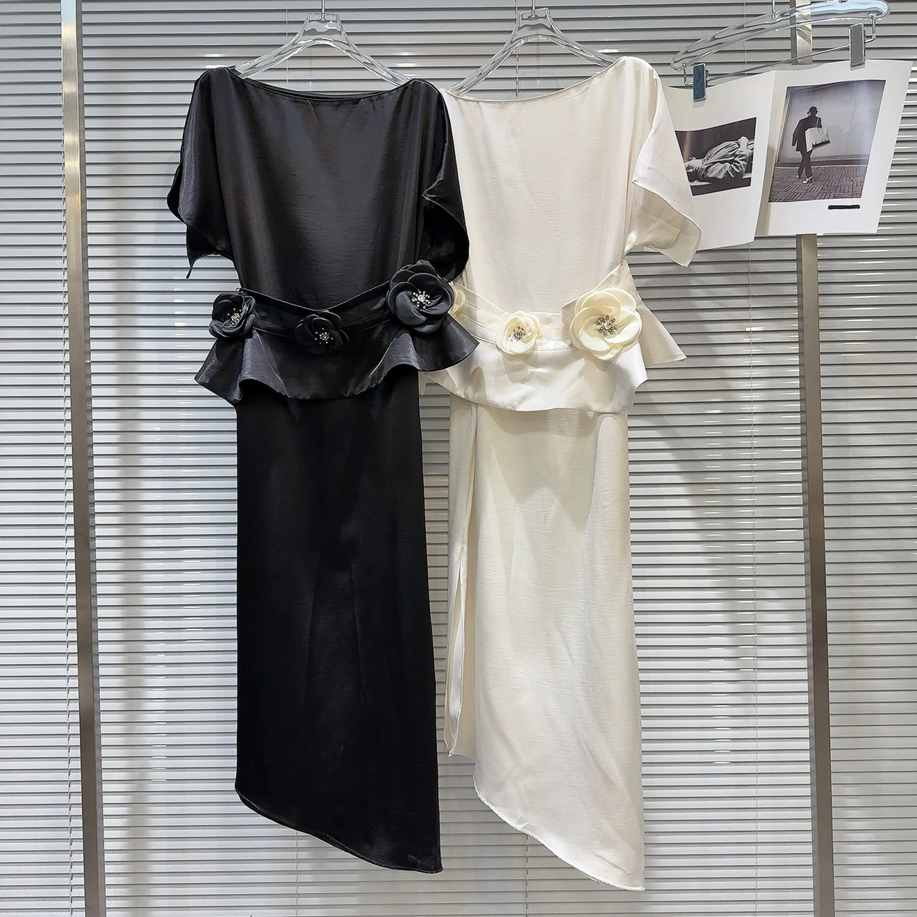 Summer 2026 Elegant Long Sleeveless Dress Women's Fashion Set round Neck Short Sleeve Diamond Embellished Satin Waist Seal
Summer 2026 Elegant Long Sleeveless Dress Women's Fashion Set round Neck Short Sleeve Diamond Embellished Satin Waist Seal