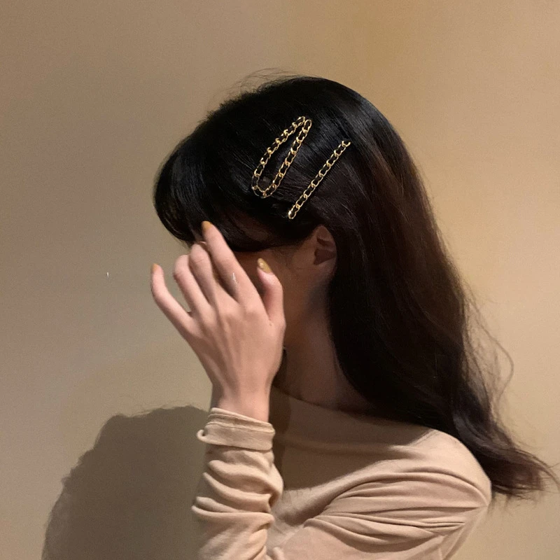 Korean Fashion Black Bangs Side Hair Pins Vintage Elegant Trendy Hair Clips Barrettes for Girls Headwear Women Hair Accessories
Korean Fashion Black Bangs Side Hair Pins Vintage Elegant Trendy Hair Clips Barrettes for Girls Headwear Women Hair Accessories