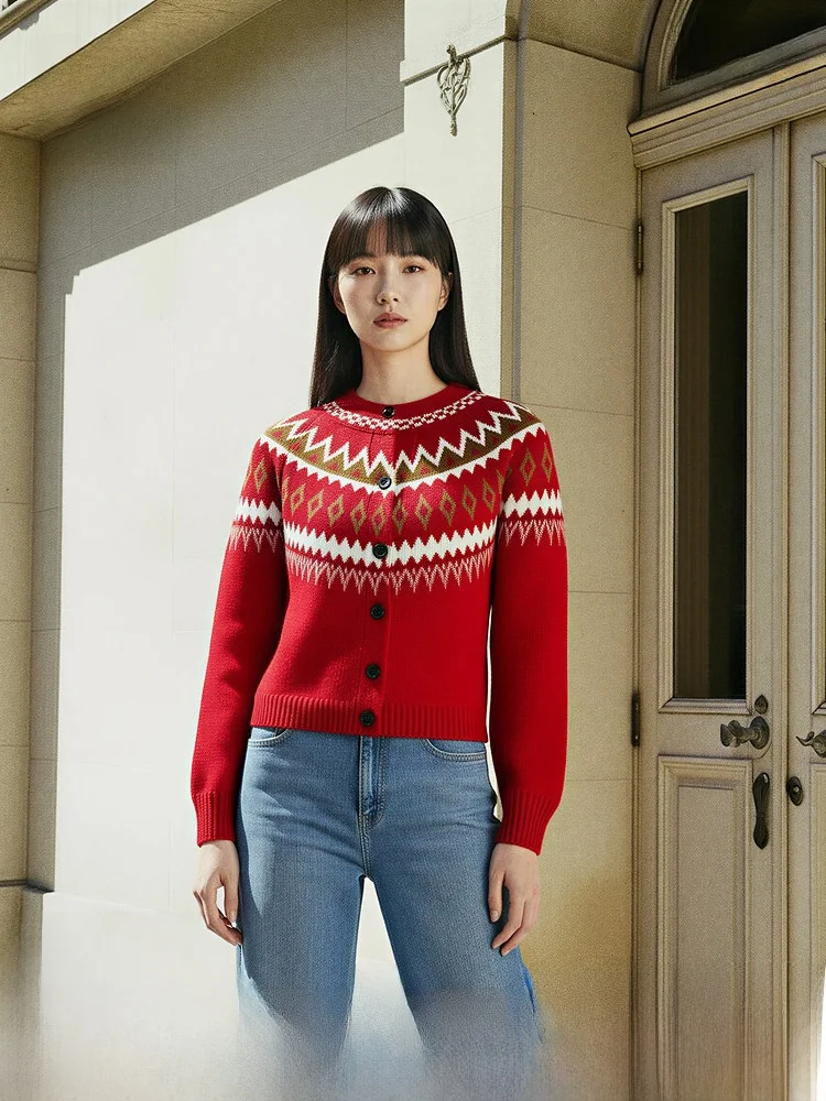 Модный красный вязаный кардиган из смесовой шерсти H&M, весна 2026, женский, свободный крой, на пуговицах, повседневный, элегантный, для прогулок
Модный красный вязаный кардиган из смесовой шерсти H&M, весна 2026, женский, свободный крой, на пуговицах, повседневный, элегантный, для прогулок