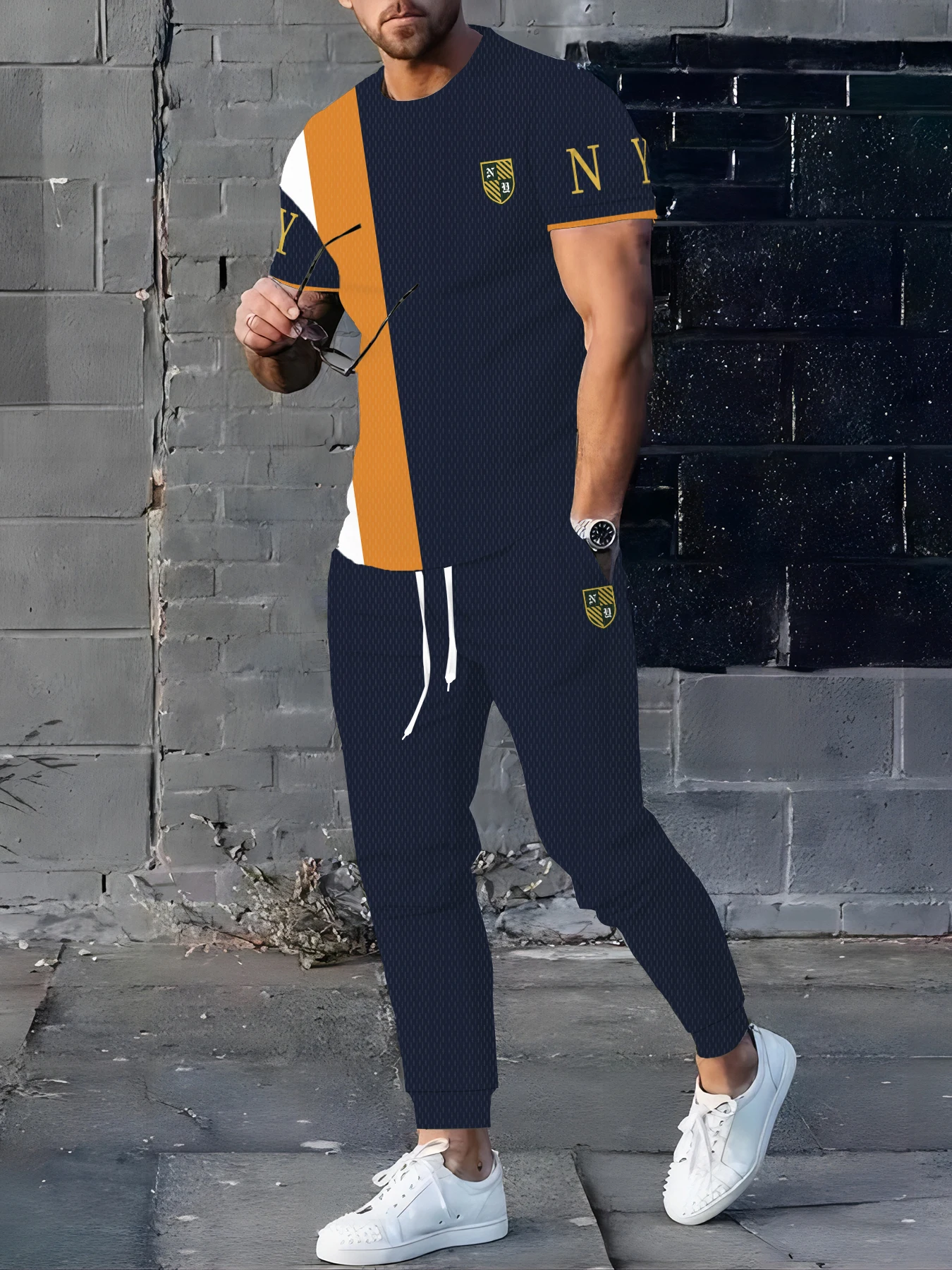 A Simple Three-tone Men's Casual Round-neck Autumn Long Pants Set Of 2 Pieces, A Loose And Casual Men's Set From The Streets Of
A Simple Three-tone Men's Casual Round-neck Autumn Long Pants Set Of 2 Pieces, A Loose And Casual Men's Set From The Streets Of