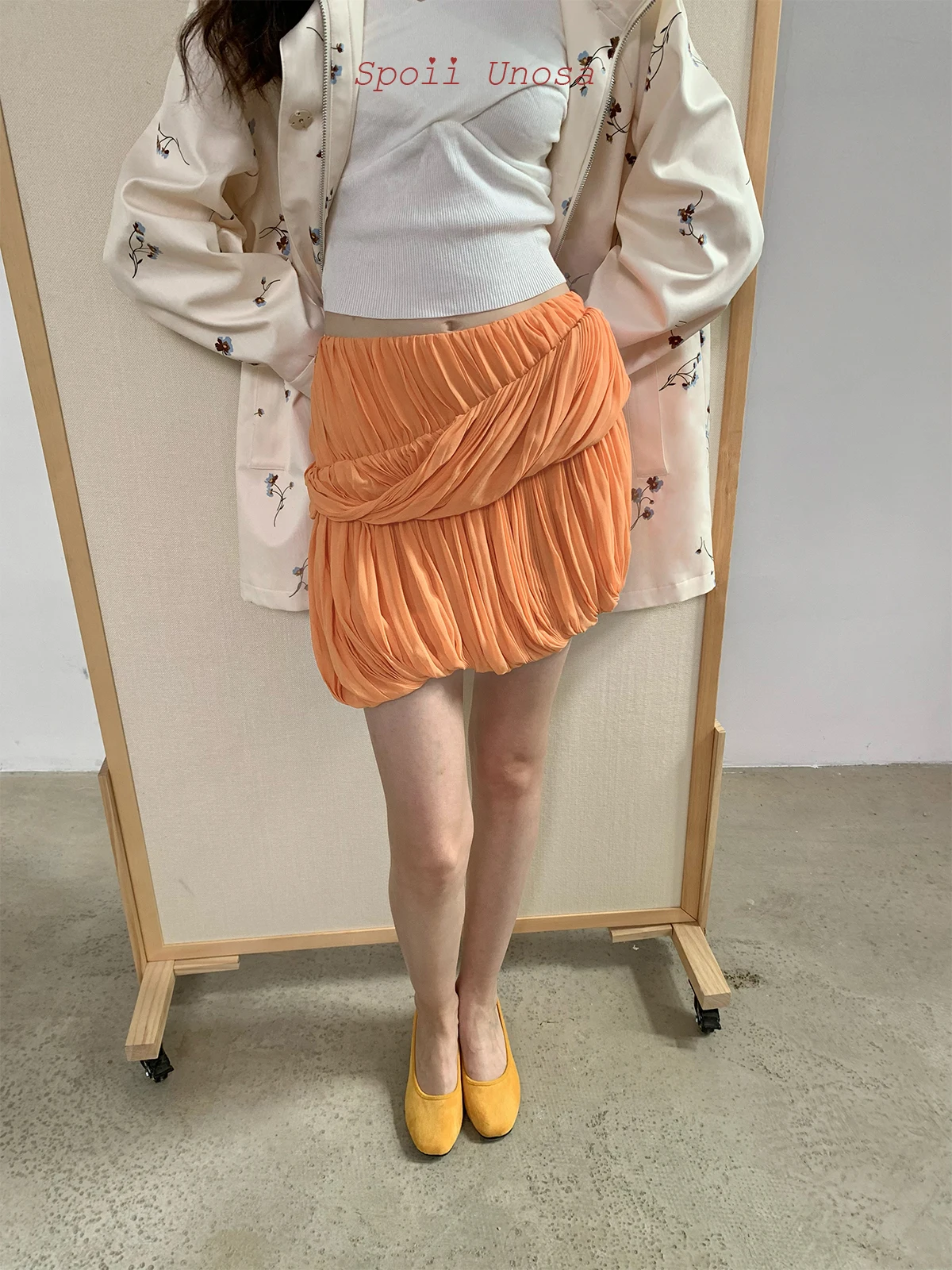 Spoii sa Original Design Orange Chiffon Pleated Flower Bud ort f Skirt Casual Sle Slim Fit l Waist Polyester
Spoii sa Original Design Orange Chiffon Pleated Flower Bud ort f Skirt Casual Sle Slim Fit l Waist Polyester