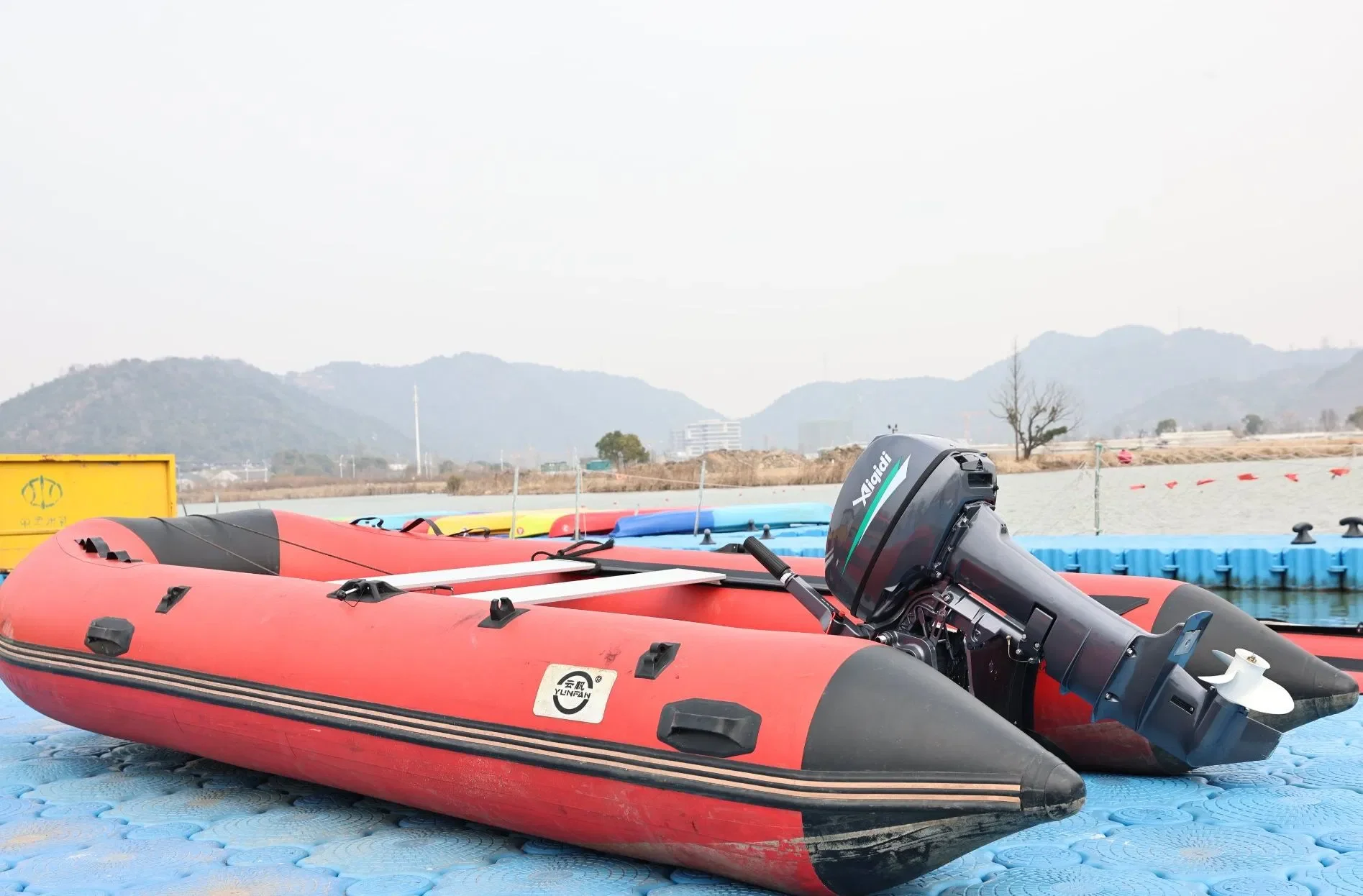 User-Friendly 11kw Electric Tiller Control Petrol Outboard Engine for Ribs
User-Friendly 11kw Electric Tiller Control Petrol Outboard Engine for Ribs