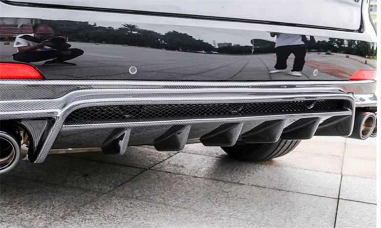L D Style Carbon Rear Diffuser Body Kit Around Exhaust Pipe for 16-20 Maserati Levante
L D Style Carbon Rear Diffuser Body Kit Around Exhaust Pipe for 16-20 Maserati Levante