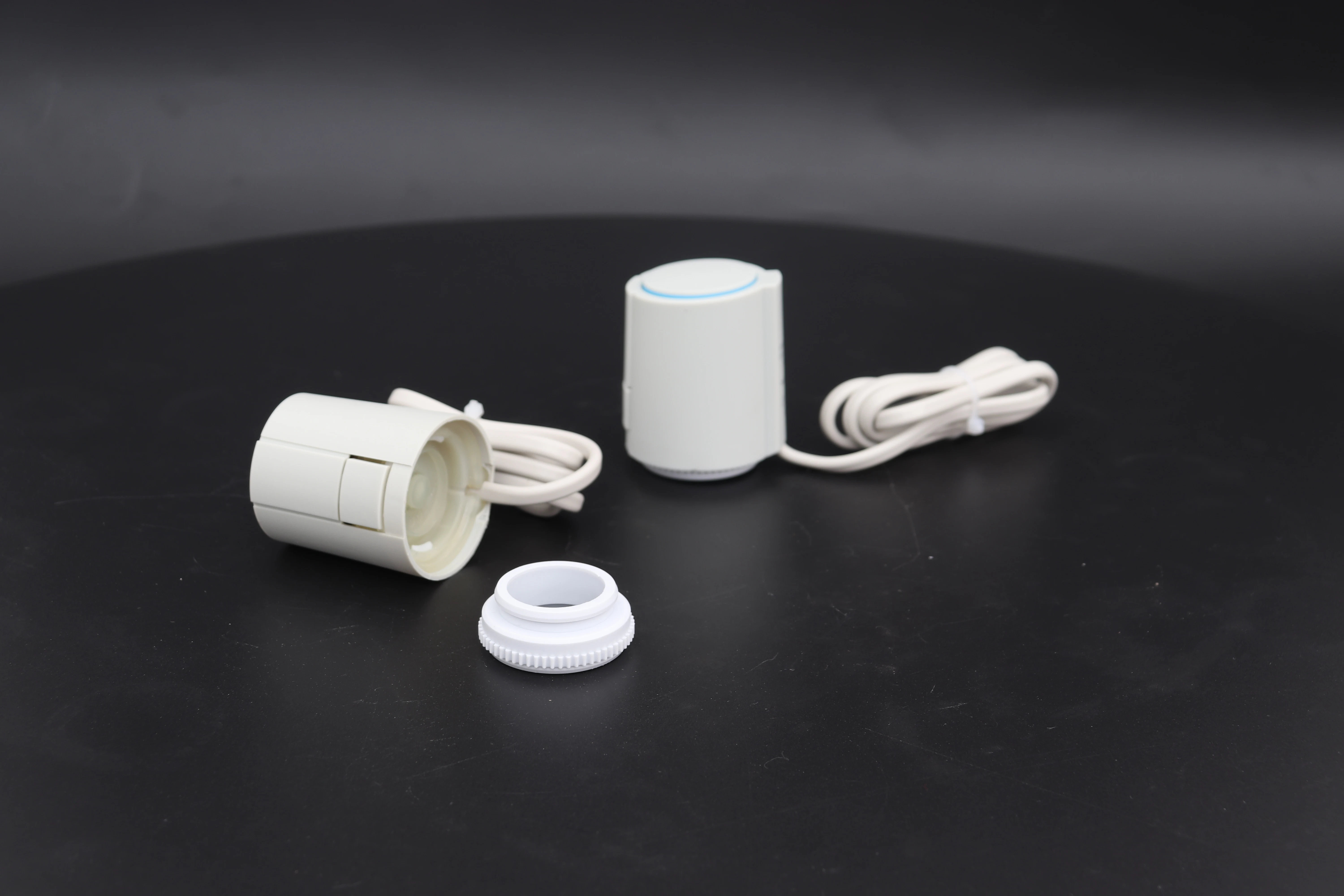 Термоэлектрический привод NC 230В для коллектора теплого пола, электрический привод M30*1.5 для термостата напольного отопления
Термоэлектрический привод NC 230В для коллектора теплого пола, электрический привод M30*1.5 для термостата напольного отопления