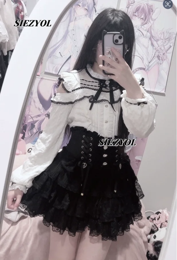 Japanese Mass Production New Summer Short-sleeve Blouse Sweet Cute Lolita Lace Patchwork Long Sleeves Off-shoulder Liz Shirt
Japanese Mass Production New Summer Short-sleeve Blouse Sweet Cute Lolita Lace Patchwork Long Sleeves Off-shoulder Liz Shirt