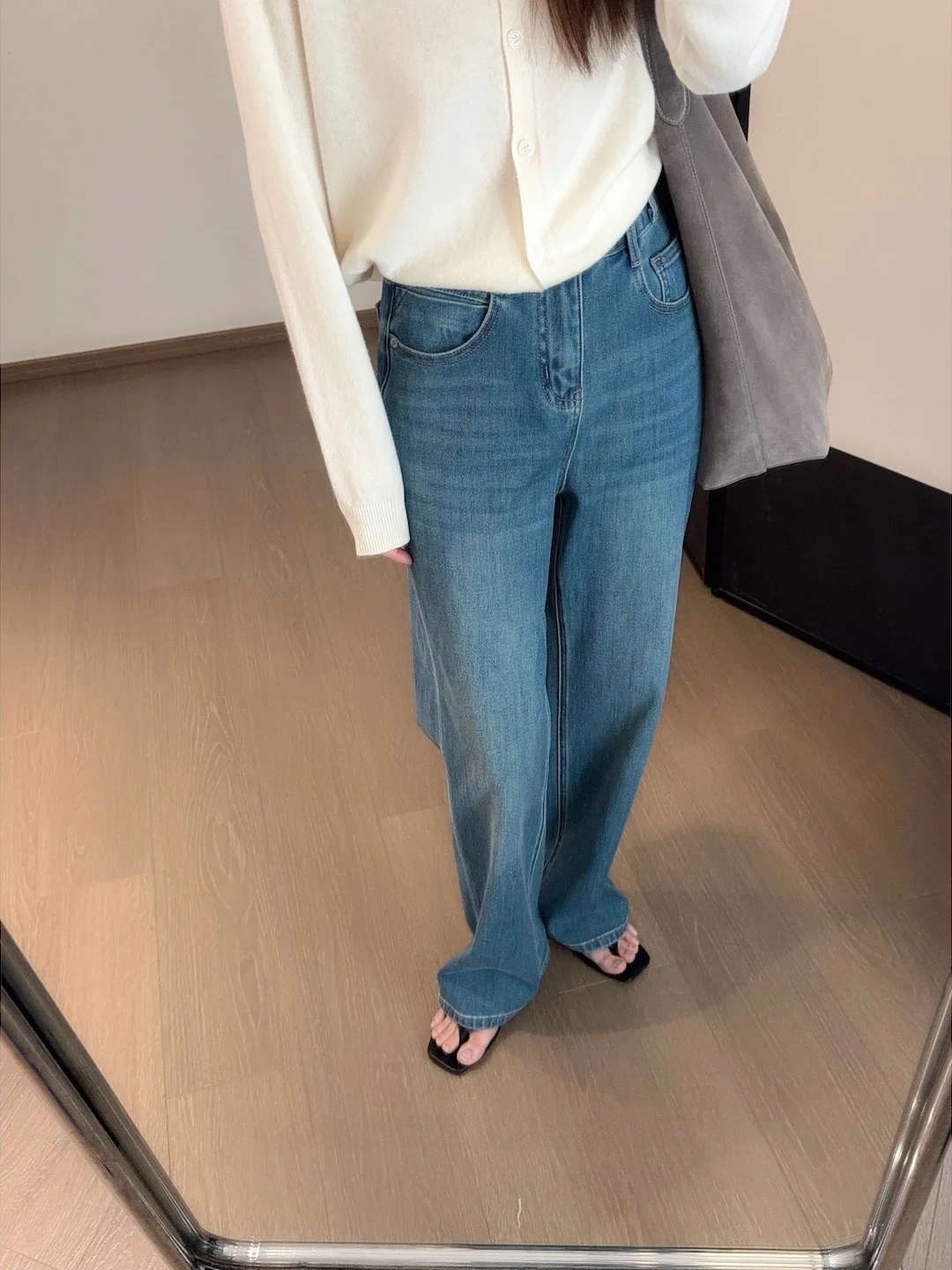 Slimming High Waist Wide Leg Jeans Women's Spring Autumn Cotton Soft Four Directional Elastic Narrow Version Long Pants
Slimming High Waist Wide Leg Jeans Women's Spring Autumn Cotton Soft Four Directional Elastic Narrow Version Long Pants