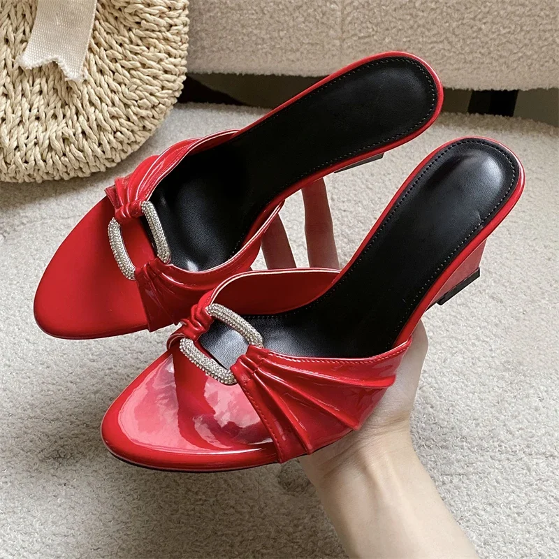 Aneikeh Summer Fashion Red Patent Leather Wedge Heel Mules Women's Open Toe Rhinestone Buckle Slip on Sandals Slippers Shoes
Aneikeh Summer Fashion Red Patent Leather Wedge Heel Mules Women's Open Toe Rhinestone Buckle Slip on Sandals Slippers Shoes