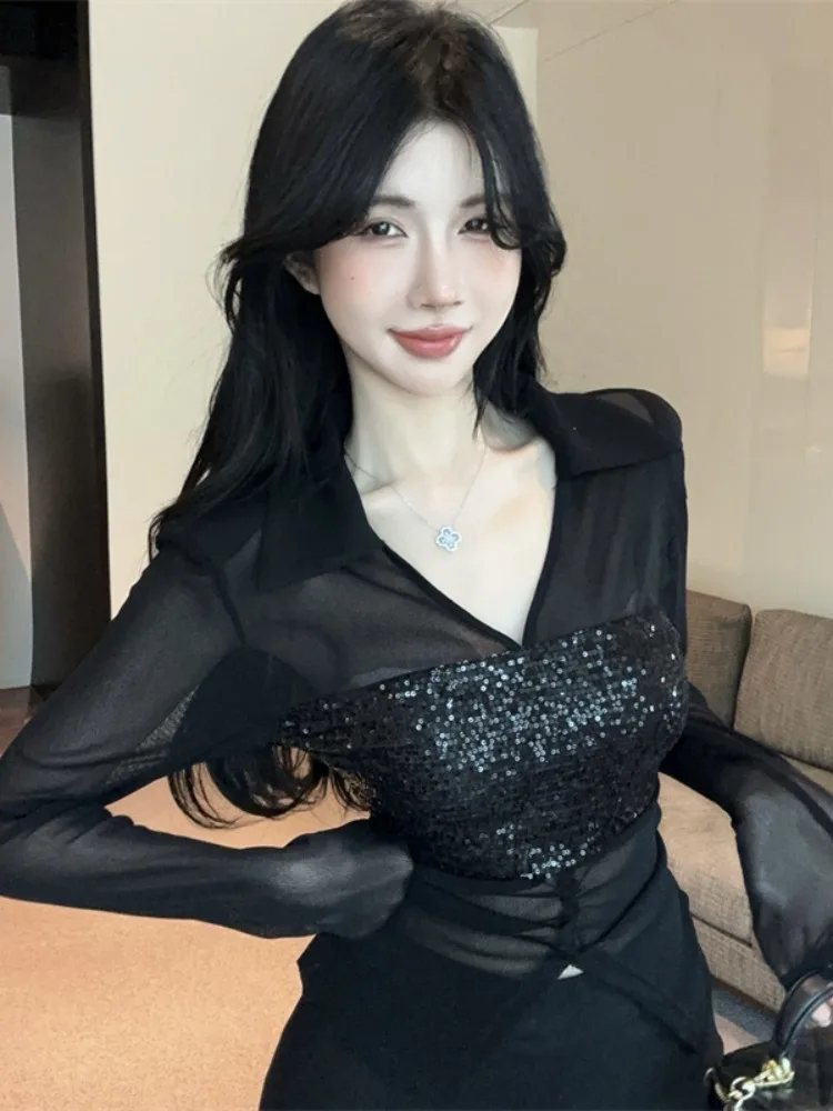 Chic V-Neck Splice Sequin T-Shirt Women's Sexy Short Sleeve Long Body Slim Fit Commute Style Autumn Fashion Trendy Top
Chic V-Neck Splice Sequin T-Shirt Women's Sexy Short Sleeve Long Body Slim Fit Commute Style Autumn Fashion Trendy Top