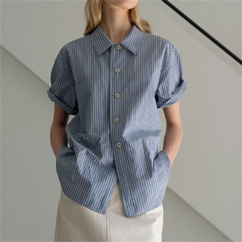 Spring Summer Women's Clothing Short Sleeve Striped Shirt Single-breasted Female Blouse Top with Single Pocket
Spring Summer Women's Clothing Short Sleeve Striped Shirt Single-breasted Female Blouse Top with Single Pocket