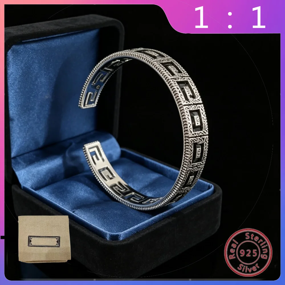 2026 New S925 Silver Retro Interlocking Bracelet for Men and Women's Jewelry
2026 New S925 Silver Retro Interlocking Bracelet for Men and Women's Jewelry