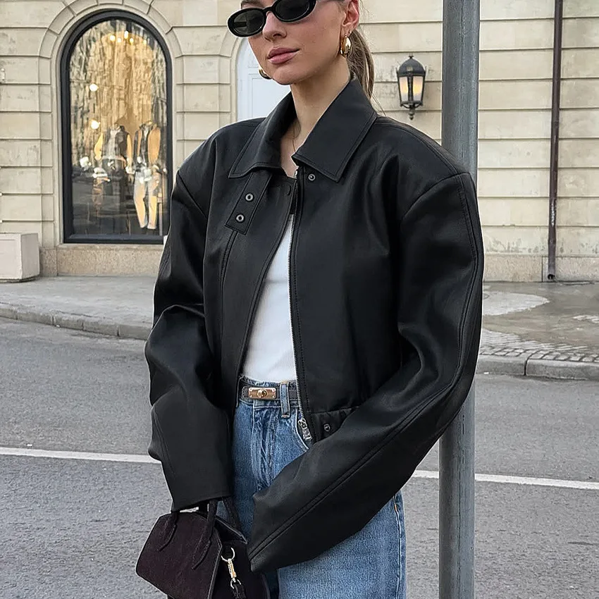 American Motorcycle Style Long-Sleeved Short With A Turn-Down Collar For Women, High-End Street Fashion, Slimming And Trendy
American Motorcycle Style Long-Sleeved Short With A Turn-Down Collar For Women, High-End Street Fashion, Slimming And Trendy