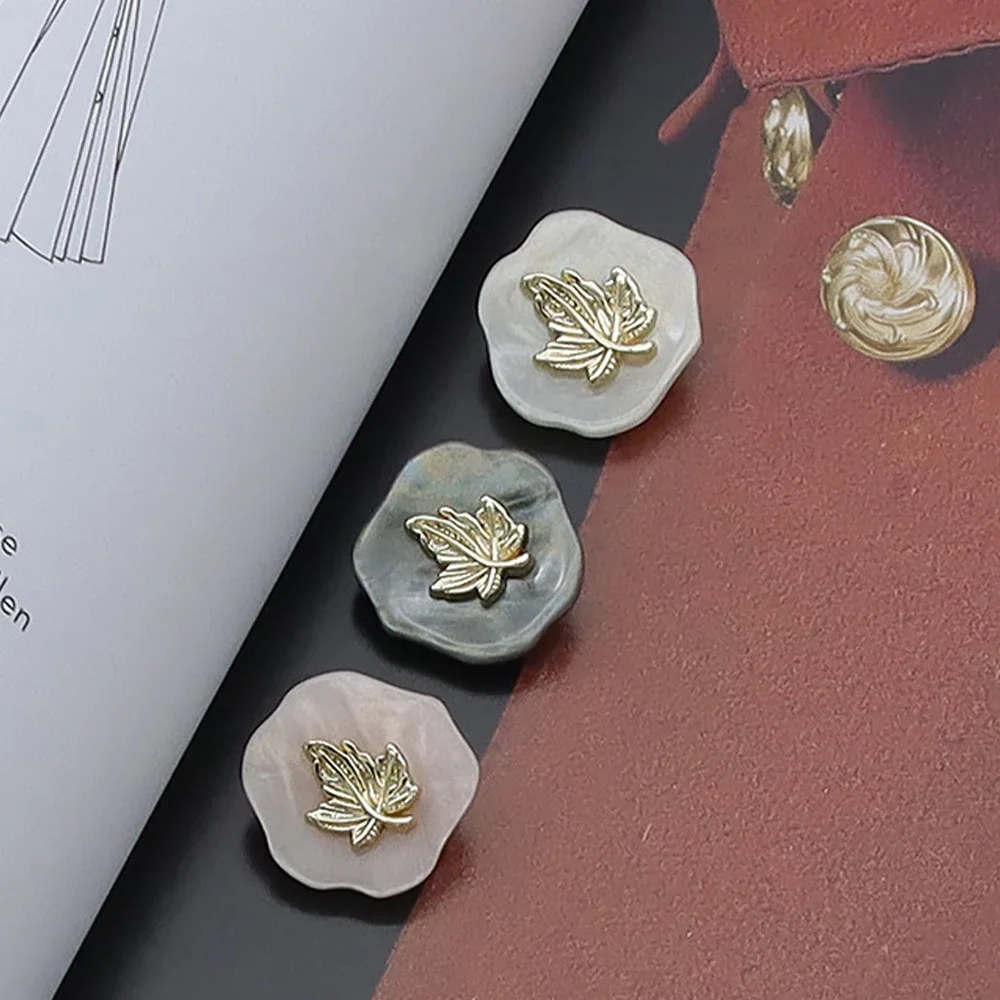 10pcs 16/21mm Leaf Design Buttons, Pearlized Irregular Metal Sewing Buttons for Coats/Shirts/Dresses, DIY Clothing Accessories
10pcs 16/21mm Leaf Design Buttons, Pearlized Irregular Metal Sewing Buttons for Coats/Shirts/Dresses, DIY Clothing Accessories