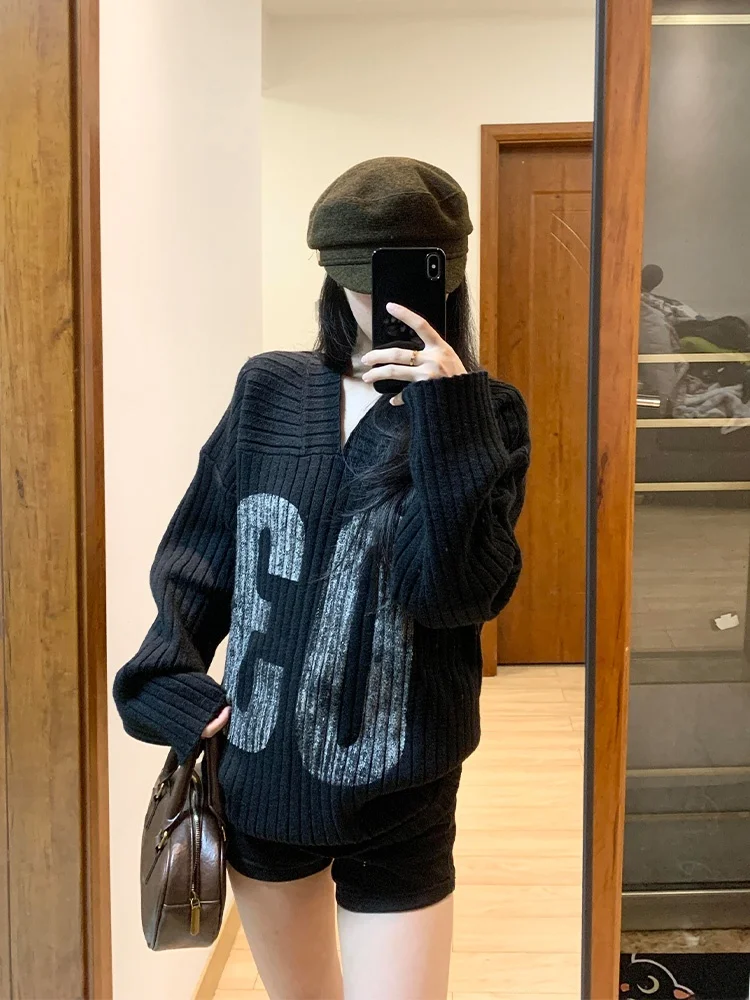 Свободный вязаный свитер с v-образным вырезом, женская осенне-зимняя верхняя одежда, удобная повседневная футболка с длинным светом Bla Lazy Faion
Свободный вязаный свитер с v-образным вырезом, женская осенне-зимняя верхняя одежда, удобная повседневная футболка с длинным светом Bla Lazy Faion