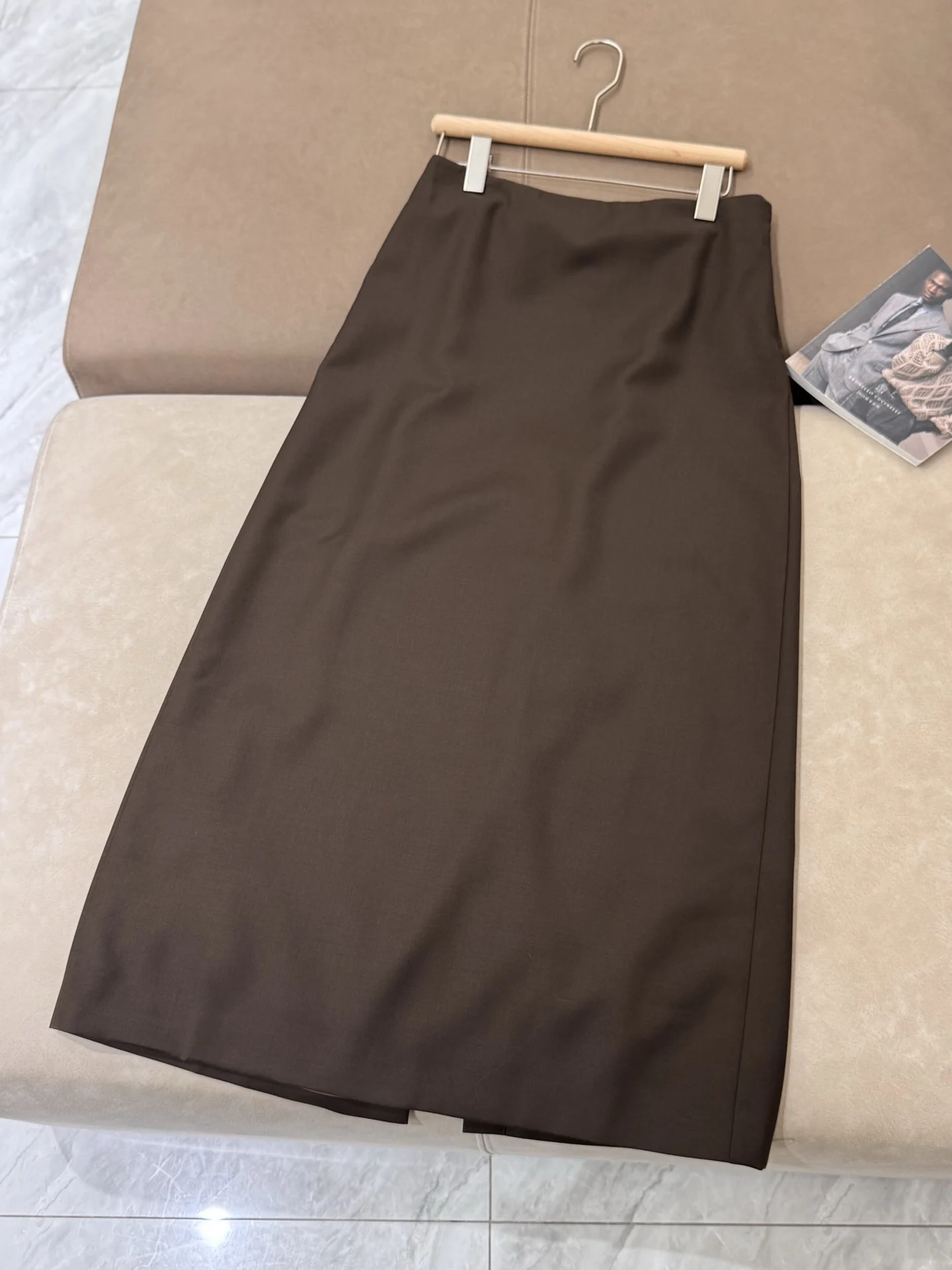 2026 Spring/Summer New Arrival: High-Quality, Stylish, And Casual Women'S Wool Skirt
2026 Spring/Summer New Arrival: High-Quality, Stylish, And Casual Women'S Wool Skirt