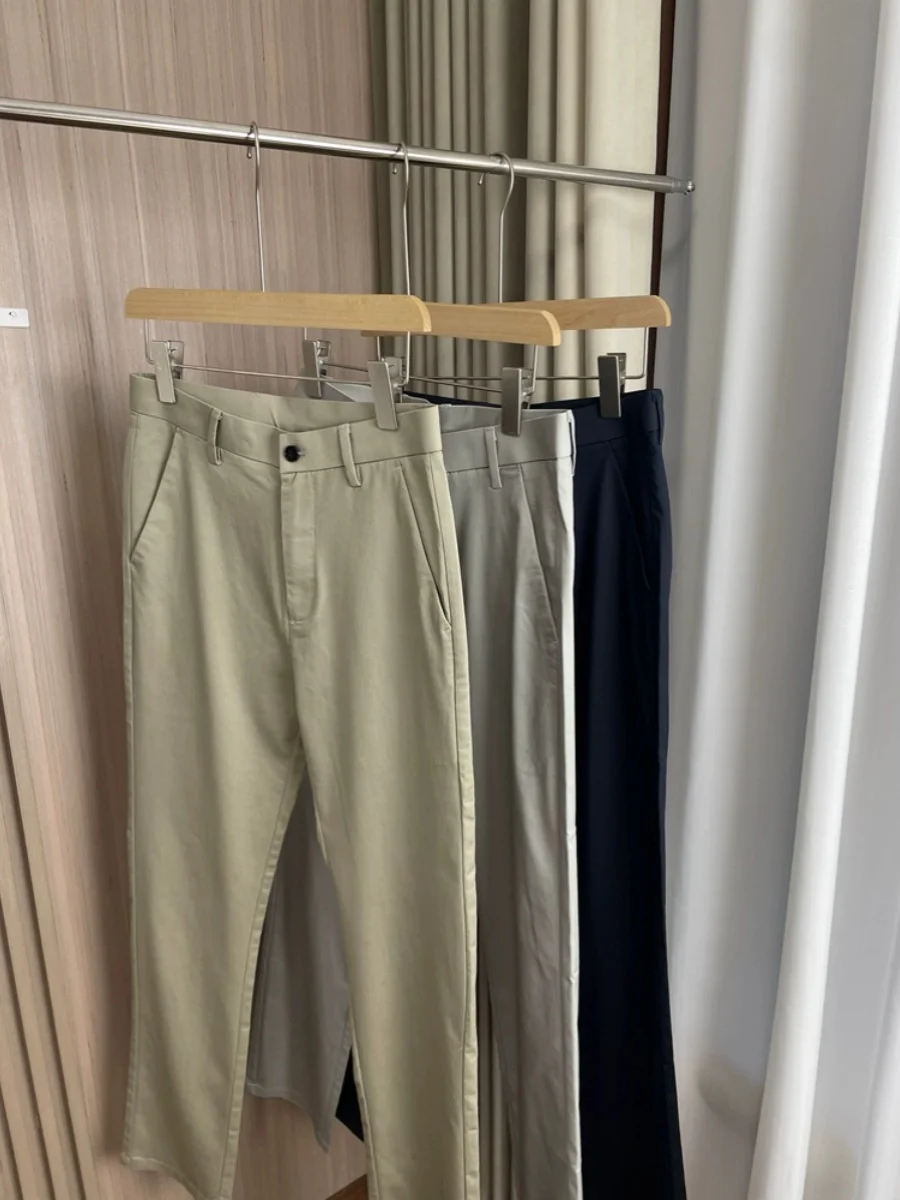 Light Busin Series Men's Casual Pants Silk Satin Straight Leg Spring Faion Elastic Waisand Trendy Color
Light Busin Series Men's Casual Pants Silk Satin Straight Leg Spring Faion Elastic Waisand Trendy Color