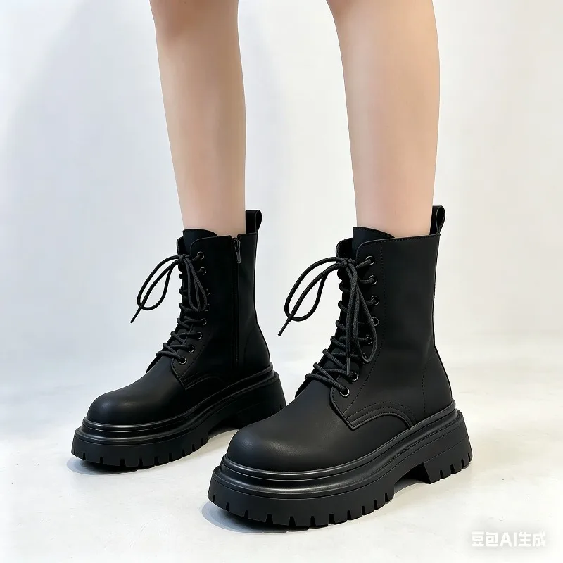 Couple's casual boots four season men's and women's high top leather boots fashion thick soled non slip plus size outdoor boots
Couple's casual boots four season men's and women's high top leather boots fashion thick soled non slip plus size outdoor boots
