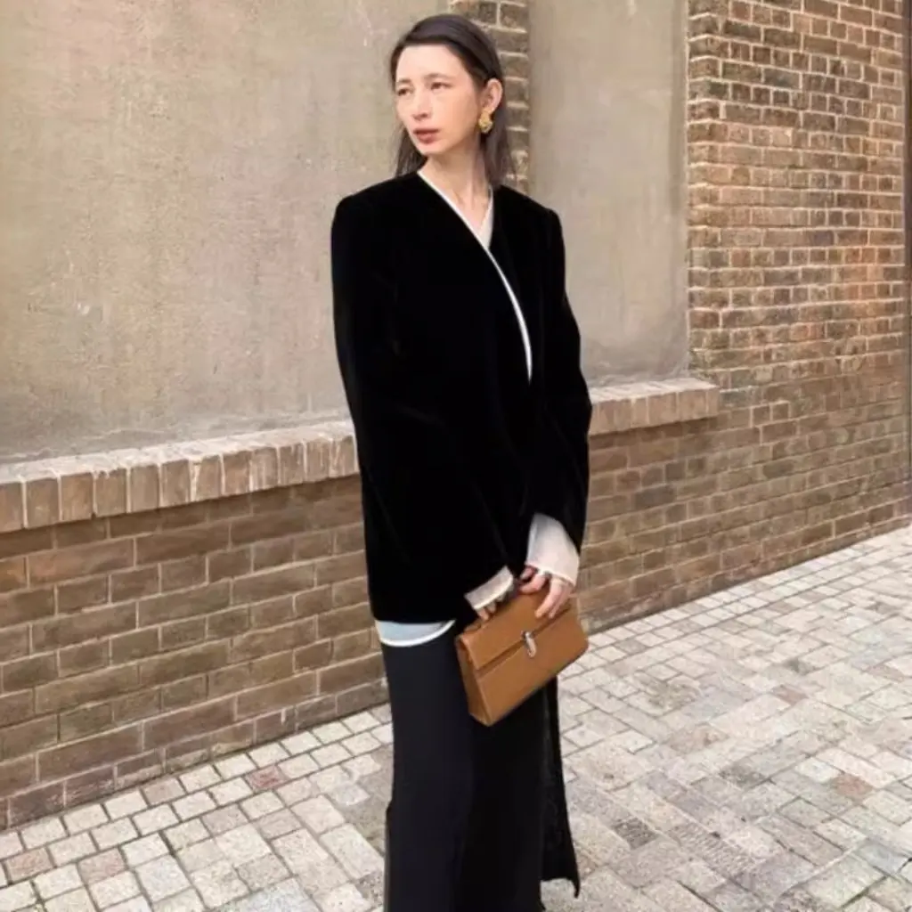 Retro Velvet Ladies Double Suit Jacket Set Soft Light Tulle Spring Autumn Two-Piece Women's Fashion Outerwear
Retro Velvet Ladies Double Suit Jacket Set Soft Light Tulle Spring Autumn Two-Piece Women's Fashion Outerwear