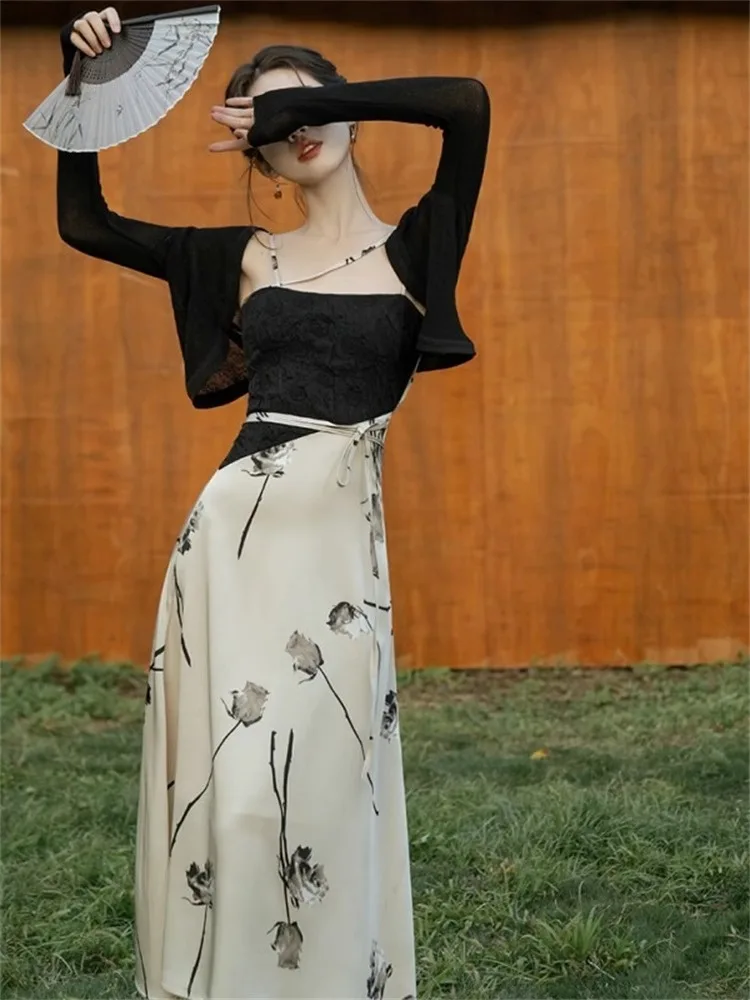 Ice Silk Thin Knitted Summer Open Cardigan Women's oulder Pad with Sling Skirt Bla Robe Top Korean Sle V-ne Long Sve
Ice Silk Thin Knitted Summer Open Cardigan Women's oulder Pad with Sling Skirt Bla Robe Top Korean Sle V-ne Long Sve