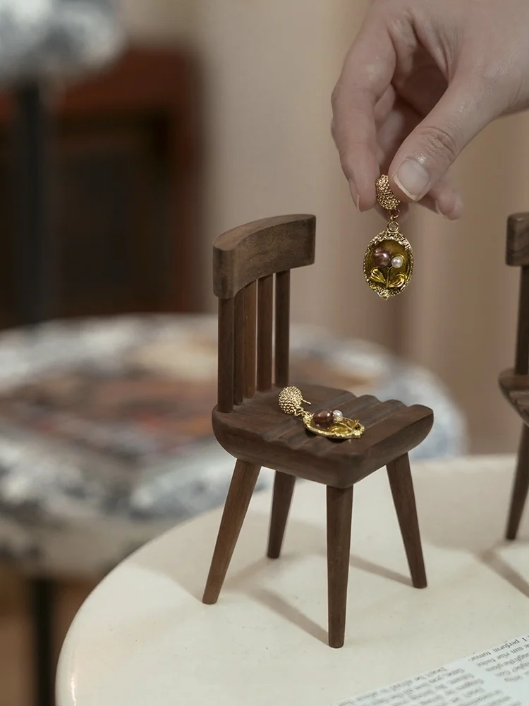 Ele Jewelry Display Stand Nelace Bracelet Ring Mobile Phone Holder New 2025 Desktop Faion Accory Organizer
Ele Jewelry Display Stand Nelace Bracelet Ring Mobile Phone Holder New 2025 Desktop Faion Accory Organizer