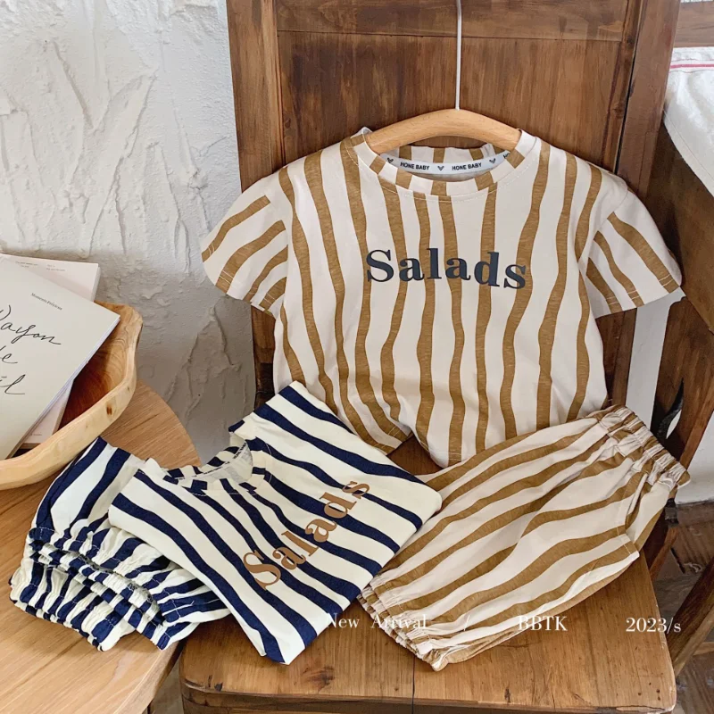 Children Clothing Set Boys 2023 Spring Summer Boys and Girls Korean Style Striped Casual Short Sleeve Simple Two Piece Set
Children Clothing Set Boys 2023 Spring Summer Boys and Girls Korean Style Striped Casual Short Sleeve Simple Two Piece Set