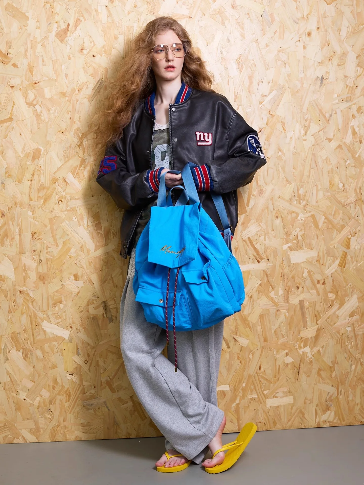 Momogigi Street Teen Original Design Lightweight Waterproof Anti-Wrinkle Unisex Backpack Retro Artistic Style Daily Use
Momogigi Street Teen Original Design Lightweight Waterproof Anti-Wrinkle Unisex Backpack Retro Artistic Style Daily Use