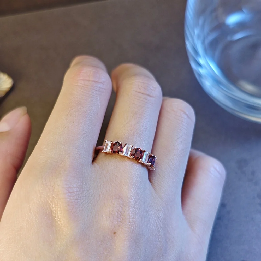 925 Silver Heart Engagement Statement Rings for Women Ins Style Garnet Heart Female Rose Gold Ring
925 Silver Heart Engagement Statement Rings for Women Ins Style Garnet Heart Female Rose Gold Ring