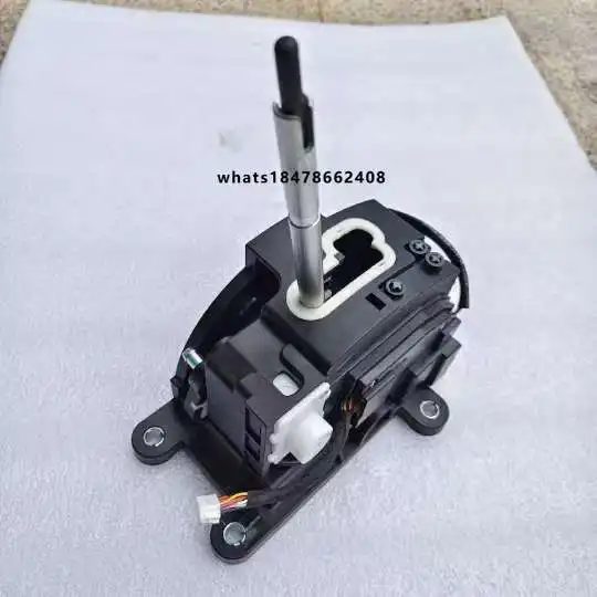 The new automatic shift knob is suitable for the transmission lever of the original parts of Jiangling T30 pickup truck
The new automatic shift knob is suitable for the transmission lever of the original parts of Jiangling T30 pickup truck