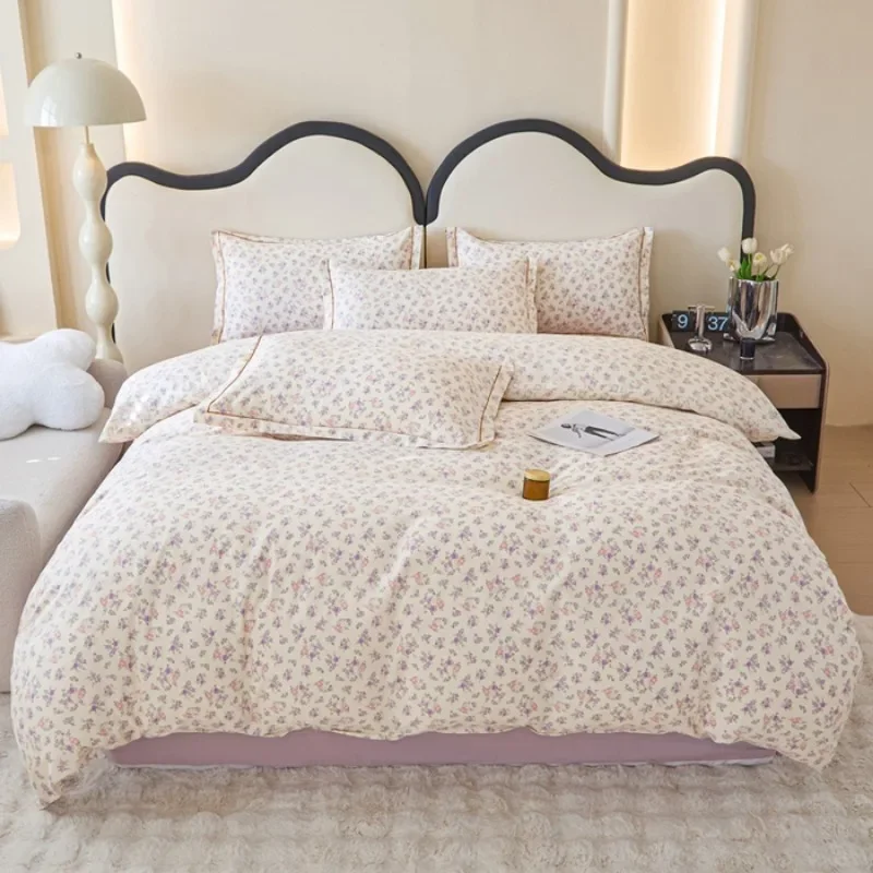 Spring and summer pure cotton small fresh four-piece set, bedding sheet quilt cover, cotton student dormitory three-piece set
Spring and summer pure cotton small fresh four-piece set, bedding sheet quilt cover, cotton student dormitory three-piece set
