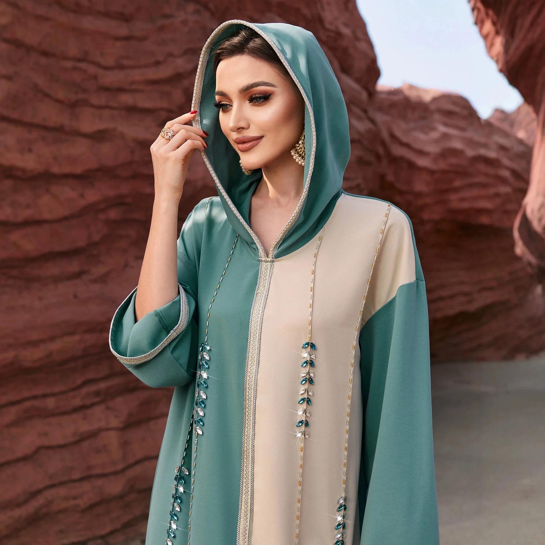 Eid Djellaba Diamonds Abaya Dubai Kaftan Muslim Women Maxi Dress Hooded Islam Clothing Caftan Marocain Femme Robe Jalabiya Gown
Eid Djellaba Diamonds Abaya Dubai Kaftan Muslim Women Maxi Dress Hooded Islam Clothing Caftan Marocain Femme Robe Jalabiya Gown